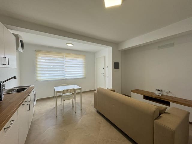 1 sovrum Lägenhet att hyra i San Bartolomé de Tirajana - 900 € (Ref: 8337835)