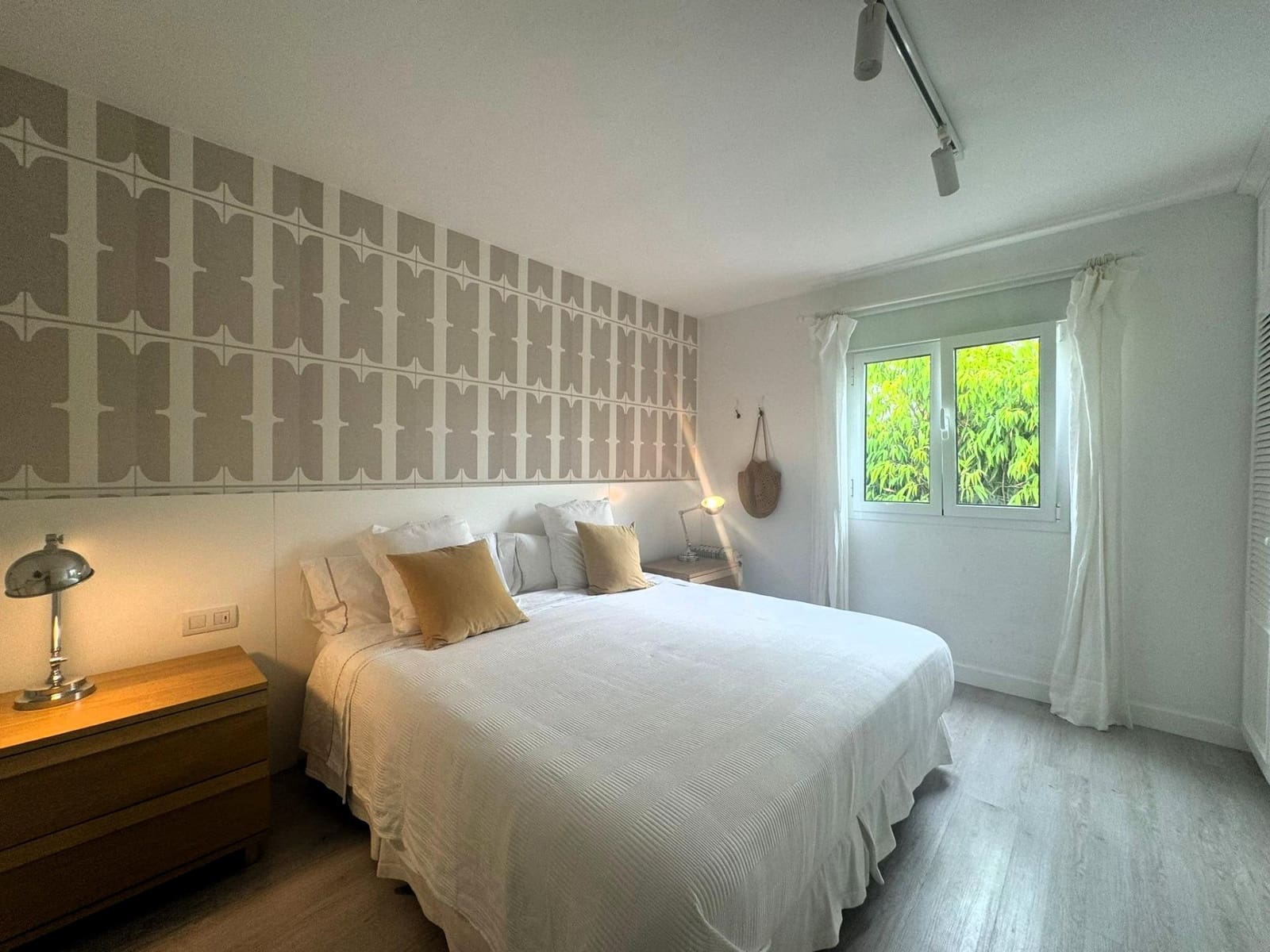 3 bedroom Bungalow for rent in Campo Internacional with pool - € 3,000 (Ref: 8366184)