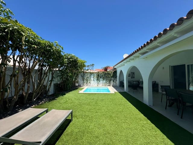 3 makuuhuone Bungalow vuokrattavana paikassa Campo Internacional, San Bartolomé de Tirajana mukana uima-altaan - 3 000 € (Ref: 8366184)
