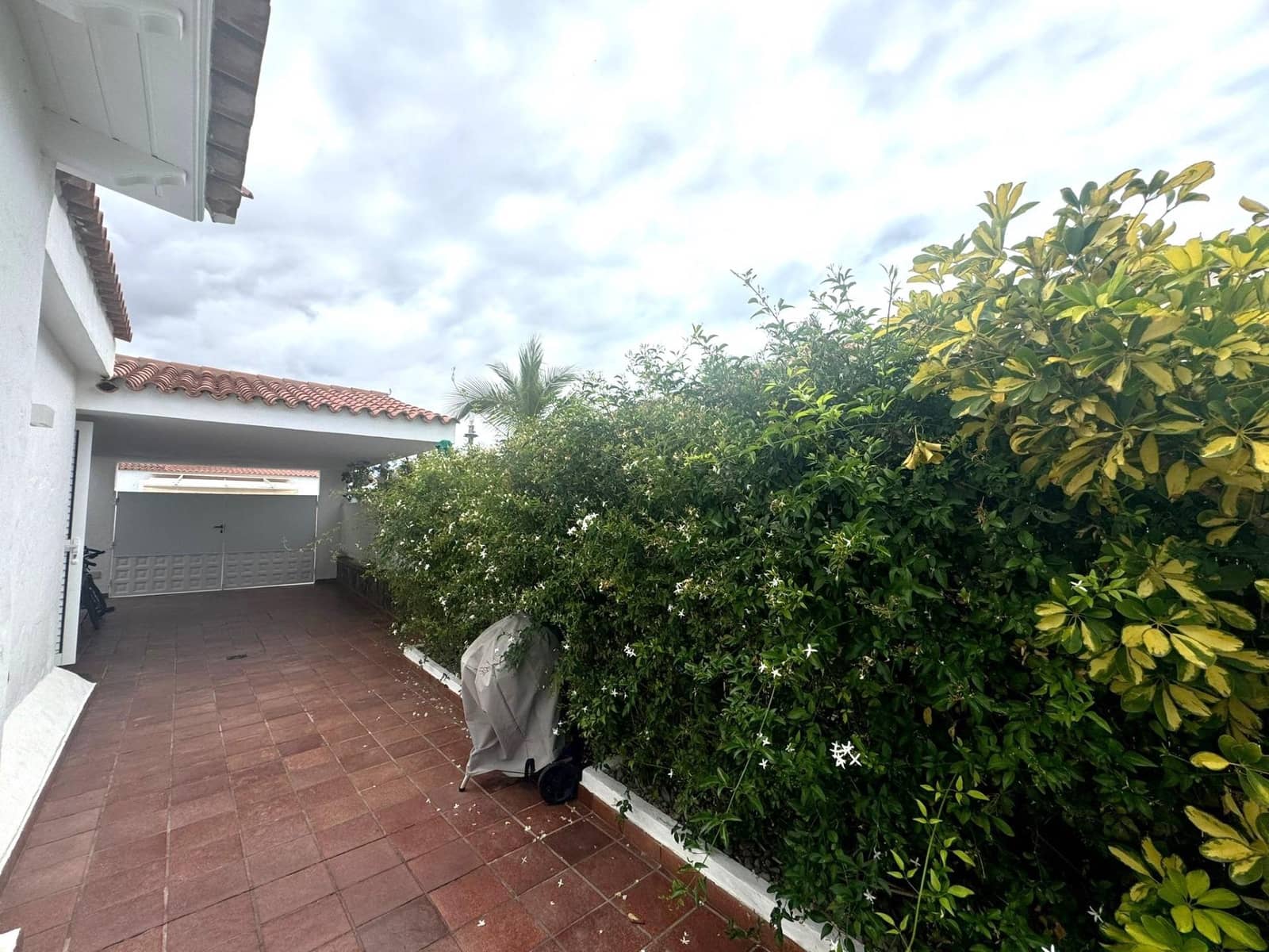 3 bedroom Bungalow for rent in Campo Internacional with pool - € 3,000 (Ref: 8366184)