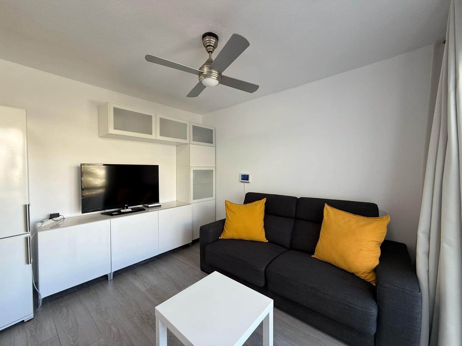 2 sovrum Lägenhet att hyra i Puerto Rico med pool - 1 000 € (Ref: 8907413)