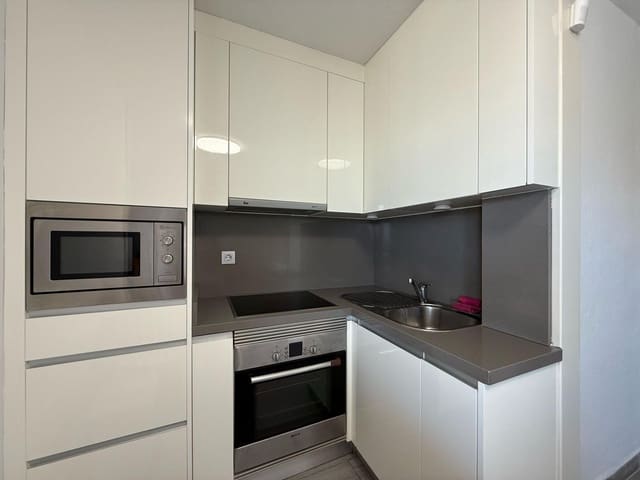 2 soverom Leilighet til leie i Puerto Rico, Mogán med svømmebasseng - € 1 000 (Ref: 8907413)