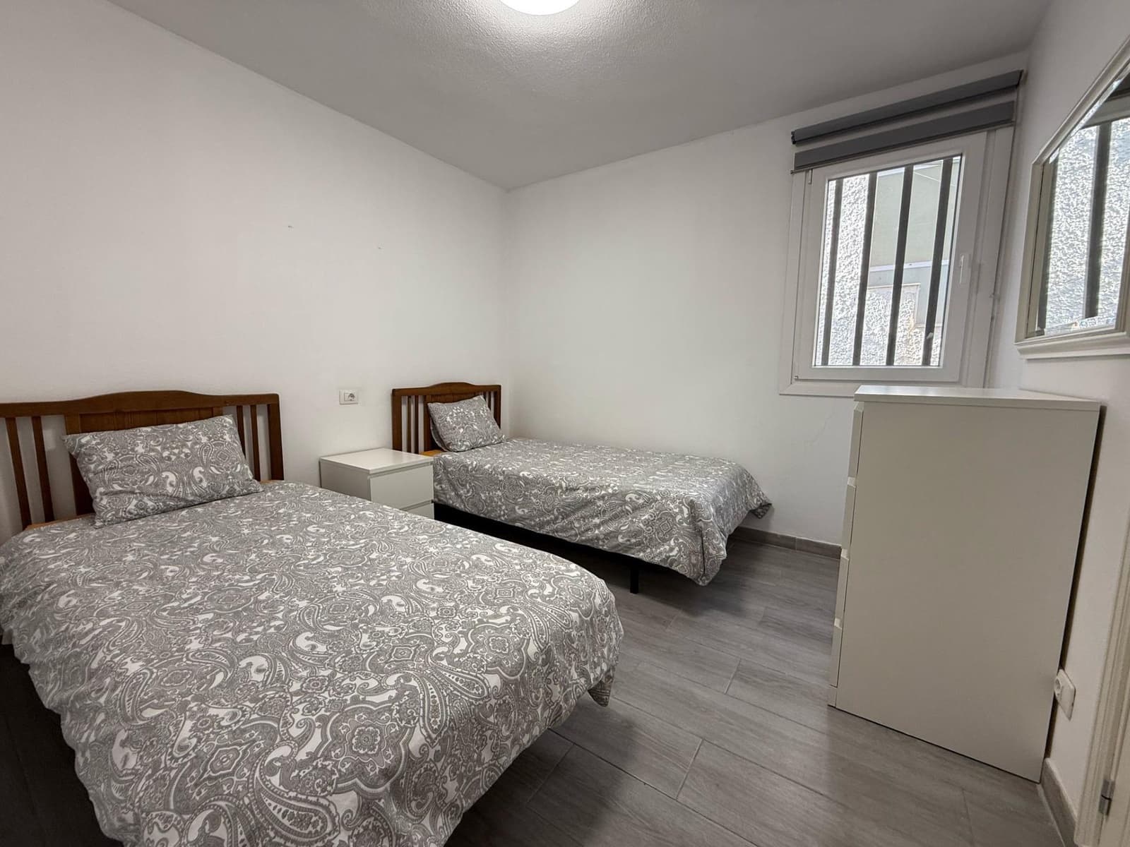 2 sovrum Lägenhet att hyra i Puerto Rico med pool - 1 000 € (Ref: 8907413)