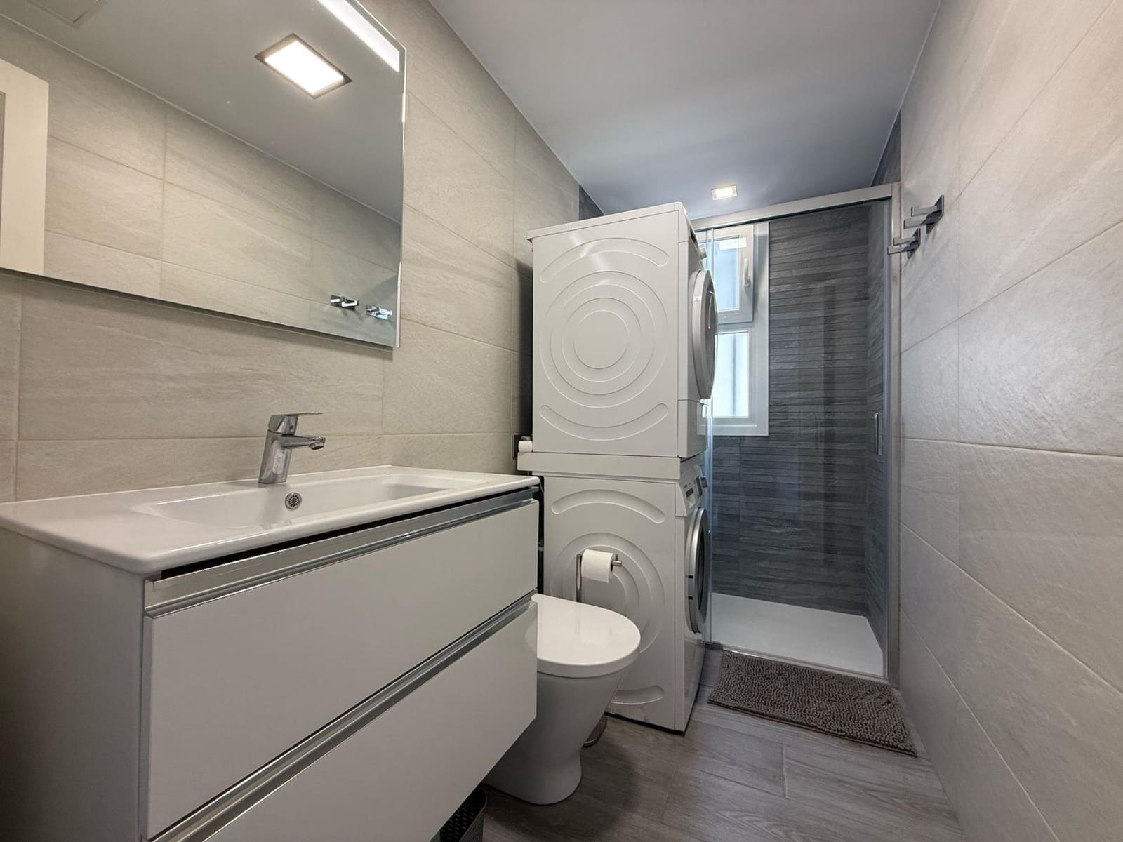 2 sovrum Lägenhet att hyra i Puerto Rico med pool - 1 000 € (Ref: 8907413)