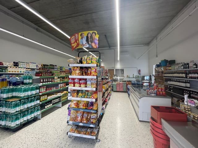 Commerciale da affittare in Montaña la Data, San Bartolomé de Tirajana - 1.000 € (Rif: 8910980)