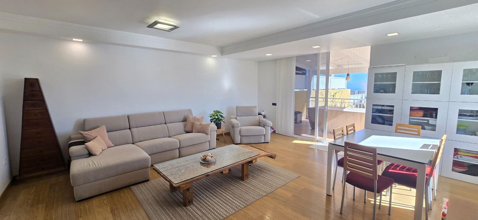 4 Zimmer Villa zu verkaufen in Montana la Data mit Pool - 790.000 € (Ref: 8917931)