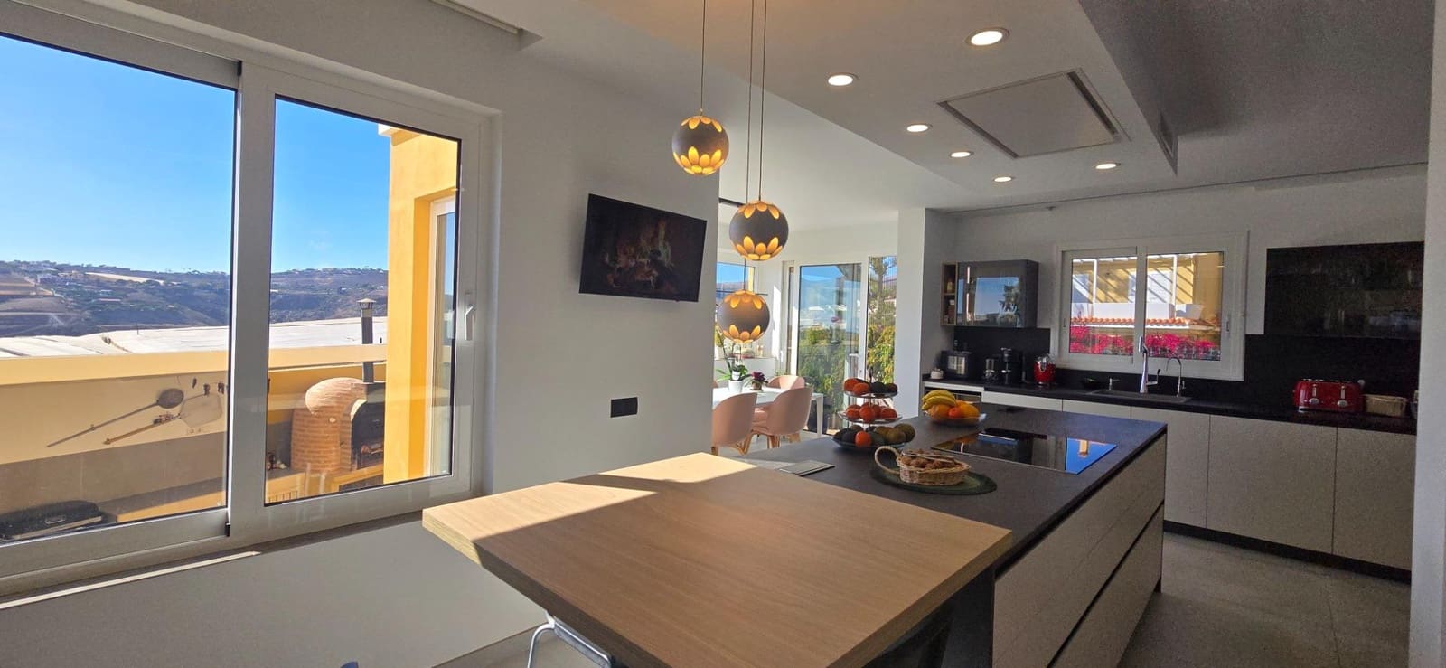 4 Zimmer Villa zu verkaufen in Montana la Data mit Pool - 790.000 € (Ref: 8917931)