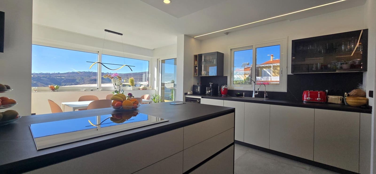 4 Zimmer Villa zu verkaufen in Montana la Data mit Pool - 790.000 € (Ref: 8917931)