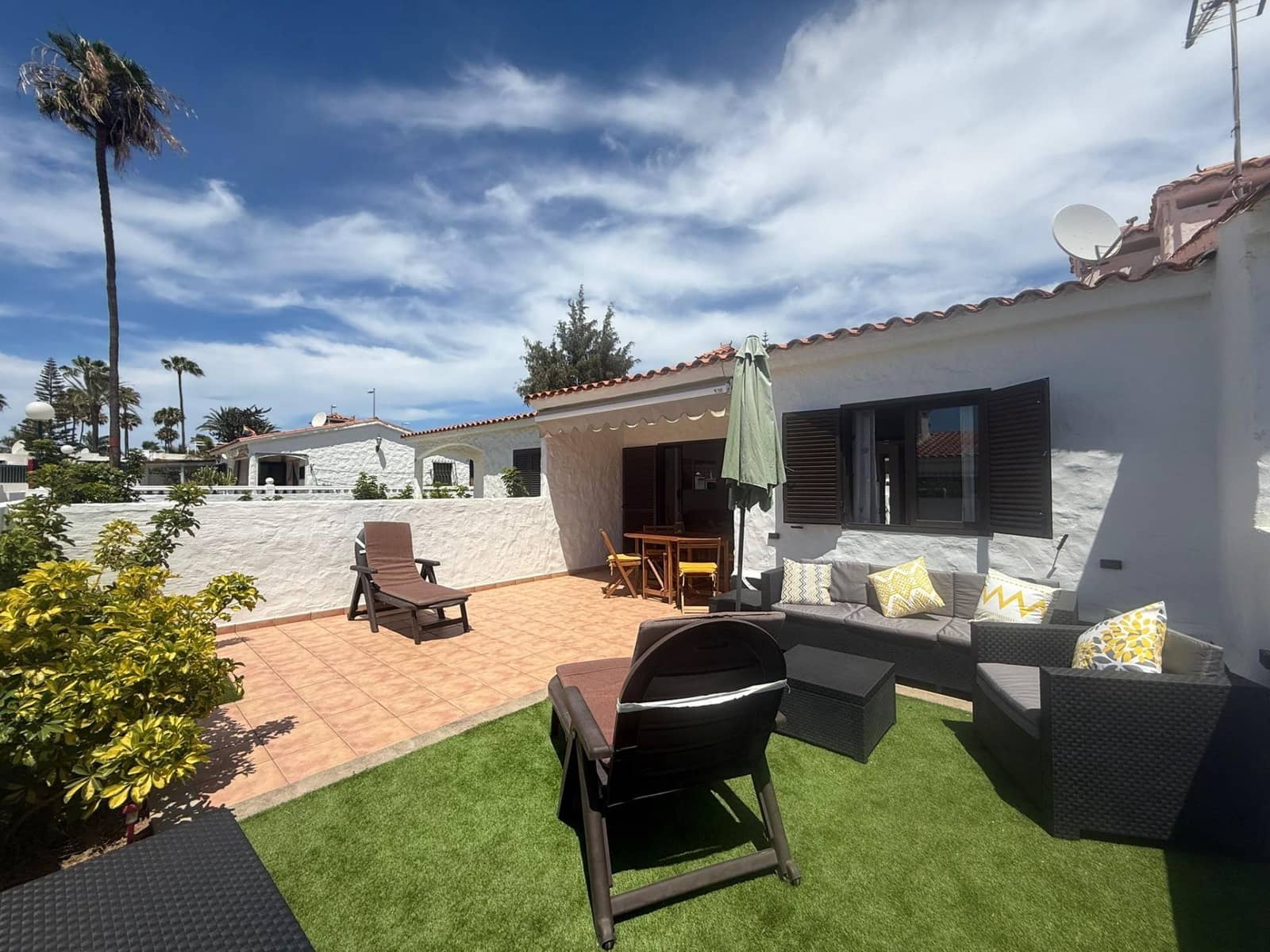 2 soveværelse Bungalow til leje i Playa del Ingles med swimmingpool - € 1.700 (Ref: 9017347)