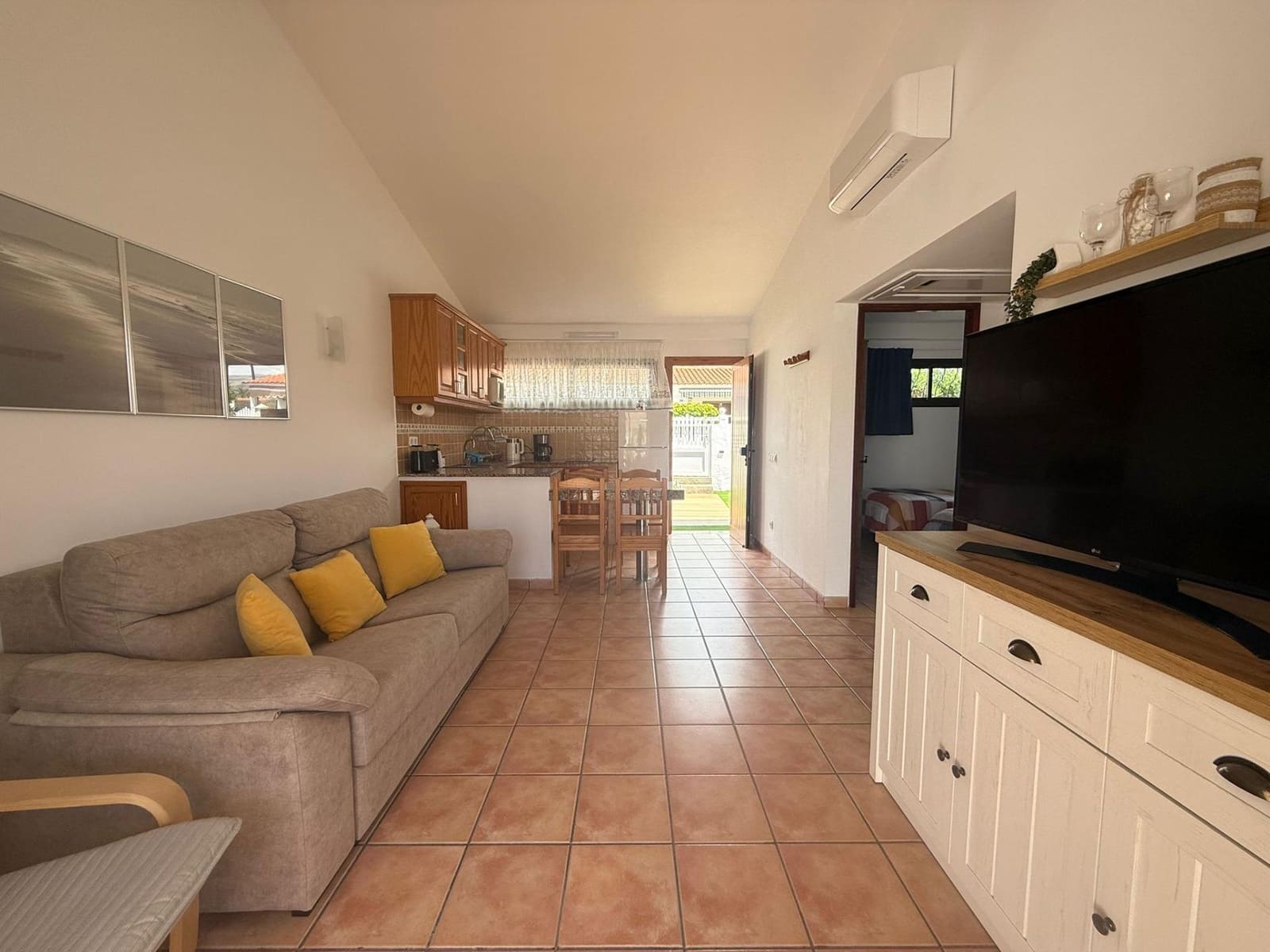 2 soveværelse Bungalow til leje i Playa del Ingles med swimmingpool - € 1.700 (Ref: 9017347)