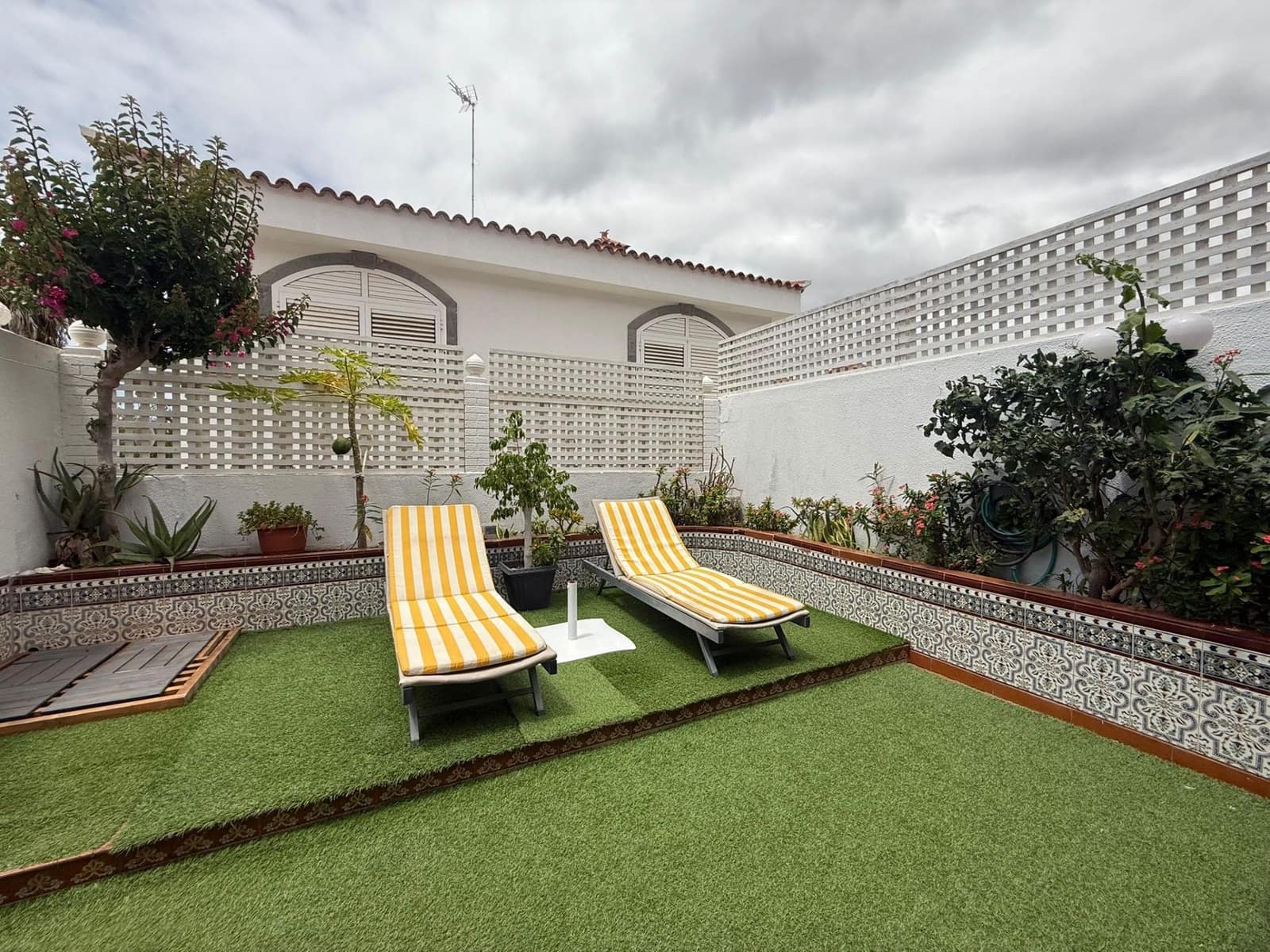 3 soveværelse Rækkehus til leje i San Bartolome de Tirajana - € 1.500 (Ref: 9147377)