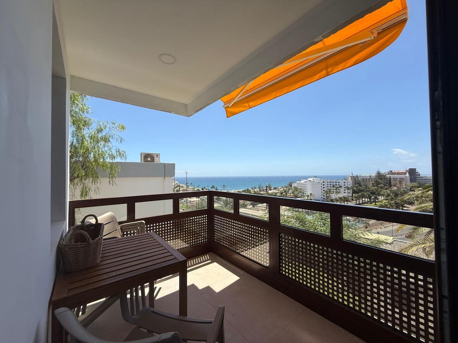 2 soveværelse Lejlighed til leje i San Agustin med swimmingpool - € 2.000 (Ref: 9204776)