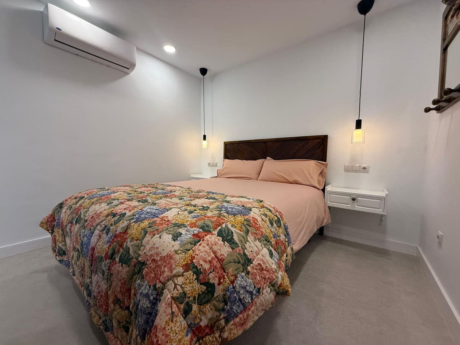 2 bedroom Apartment for rent in San Agustin with pool - € 2,000 (Ref: 9204776)