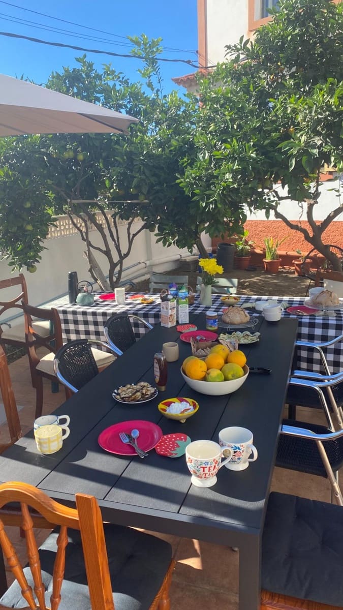 3 soveværelse Lejlighed til leje i Las Palmas de Gran Canaria - € 1.500 (Ref: 9228763)