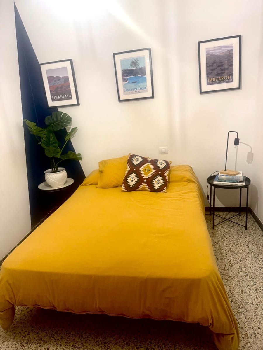 3 soveværelse Lejlighed til leje i Las Palmas de Gran Canaria - € 1.500 (Ref: 9228763)