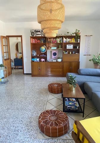 3 bedroom Flat for rent in Las Palmas de Gran Canaria - € 1,500 (Ref: 9228763)