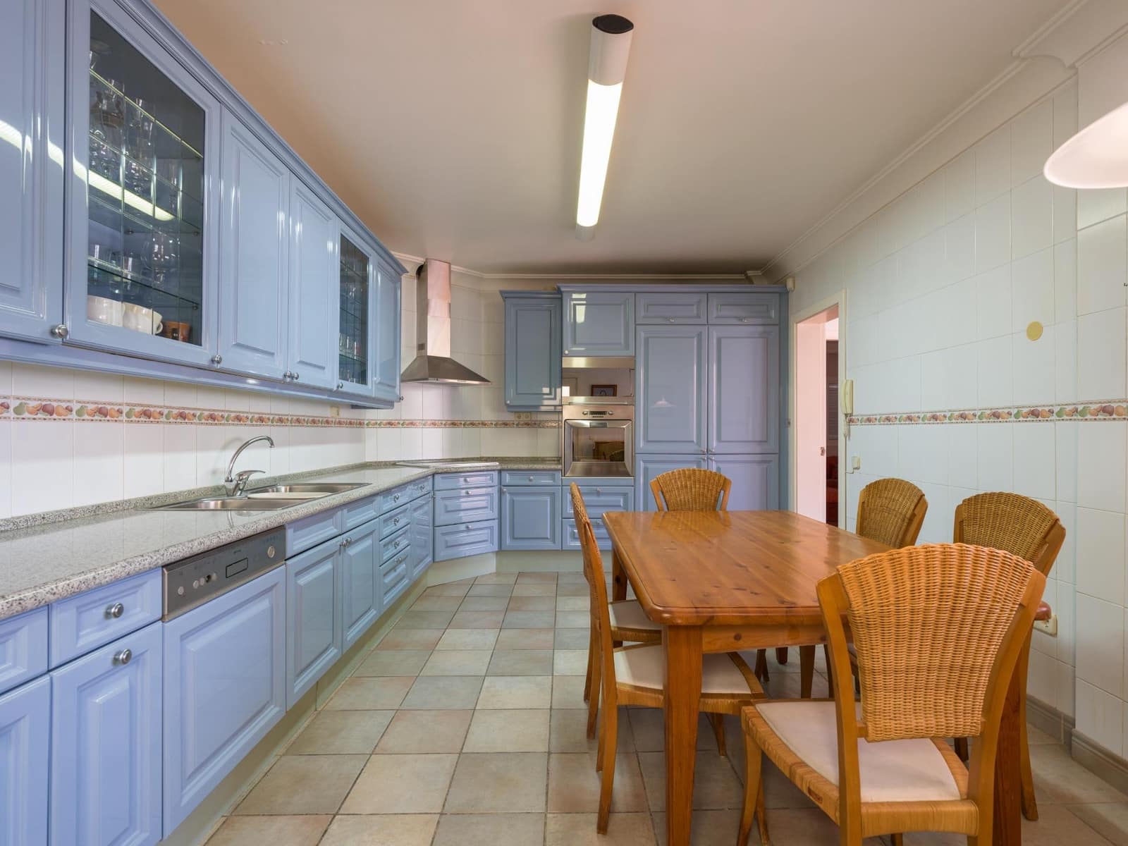 4 soveværelse Semi-Rækkehus til salg i Sonneland med swimmingpool - € 650.000 (Ref: 9232803)