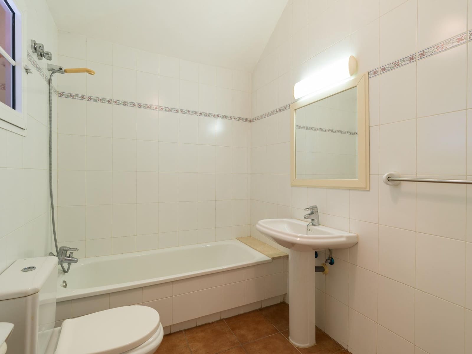 4 soveværelse Semi-Rækkehus til salg i Sonneland med swimmingpool - € 650.000 (Ref: 9232803)