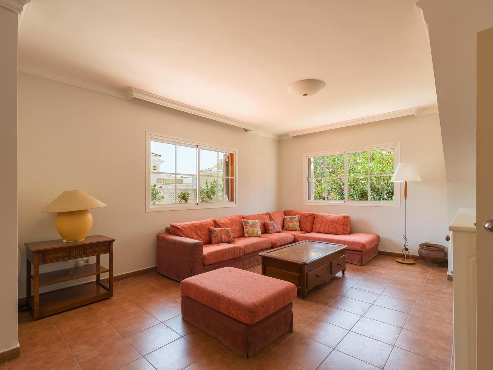 4 bedroom Semi-detached Villa for sale in Sonneland with pool - € 595,000 (Ref: 9232803)