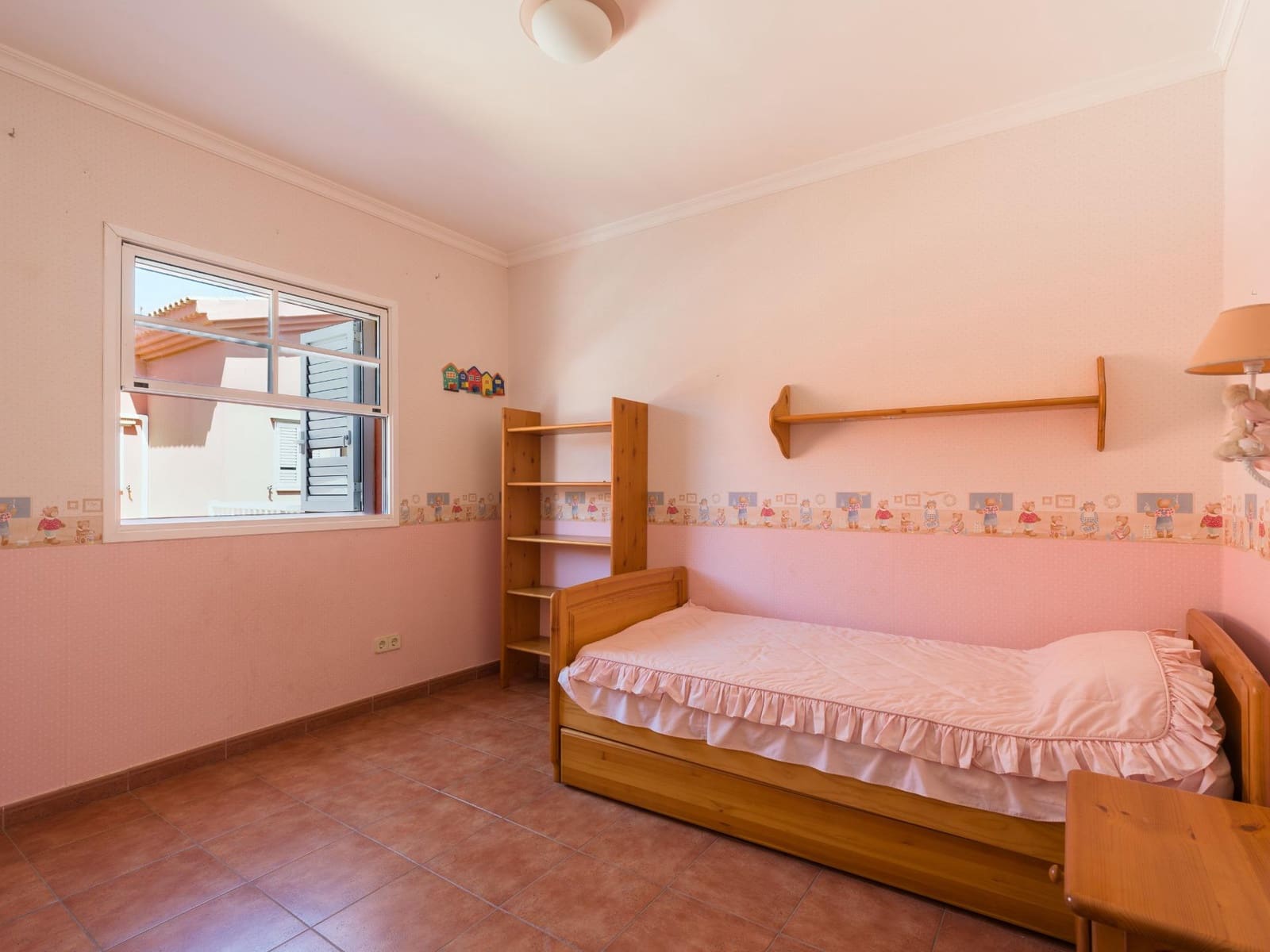 4 bedroom Semi-detached Villa for sale in Sonneland with pool - € 595,000 (Ref: 9232803)