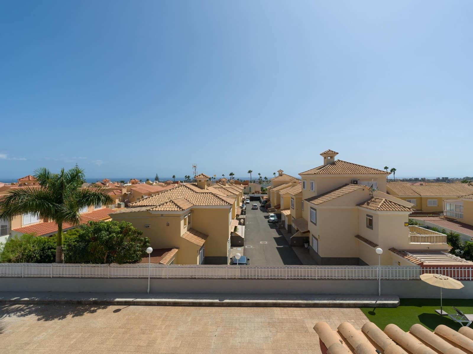 4 bedroom Semi-detached Villa for sale in Sonneland with pool - € 595,000 (Ref: 9232803)