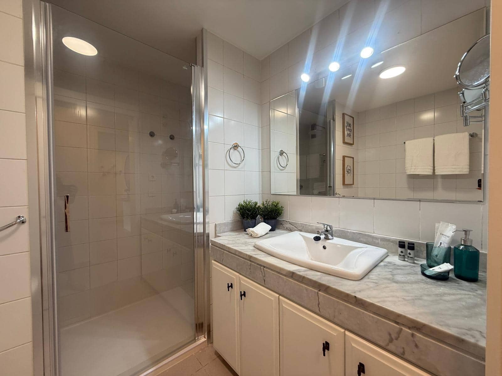 2 soveværelse Lejlighed til leje i Las Palmas de Gran Canaria - € 1.650 (Ref: 9240276)