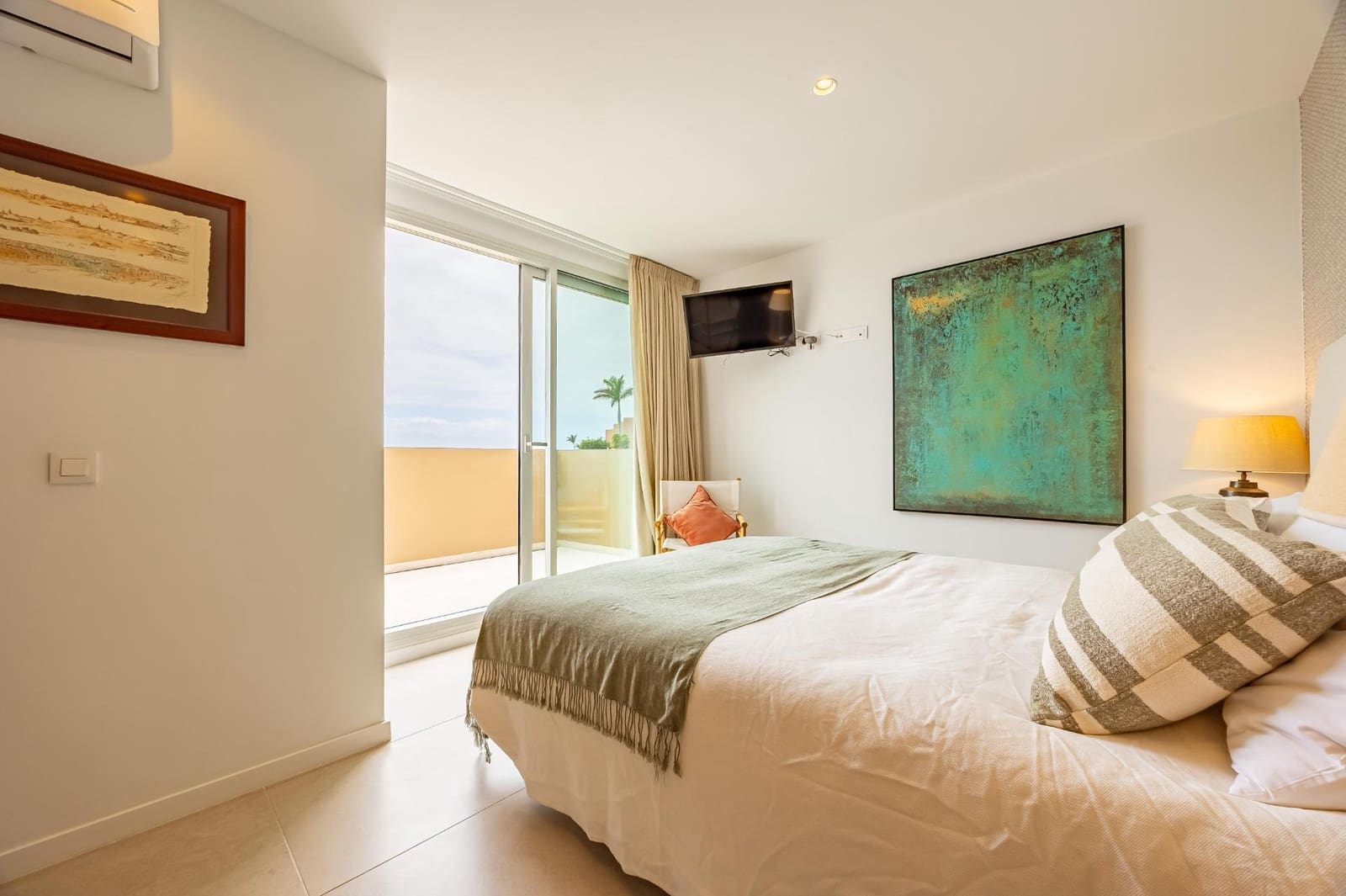 3 slaapkamer Villa te huur in Salobre Golf met zwembad garage - € 4.500 (Ref: 9255192)