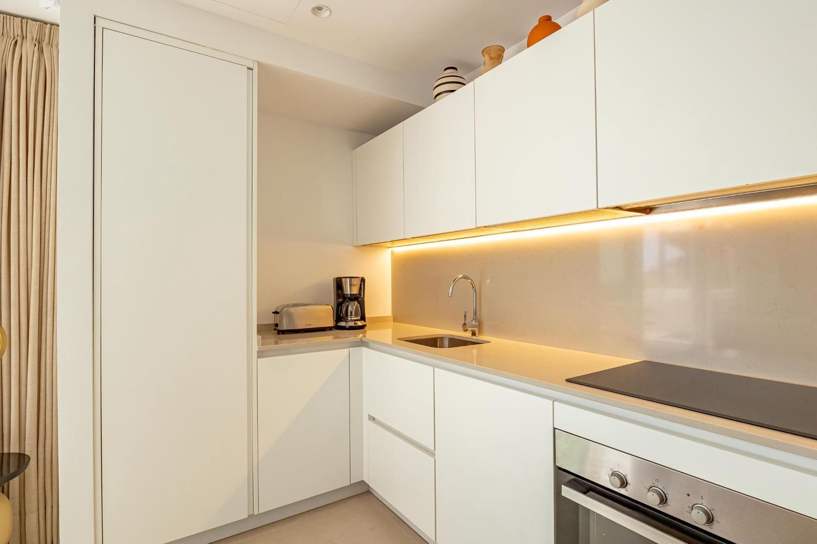 3 slaapkamer Villa te huur in Salobre Golf met zwembad garage - € 4.500 (Ref: 9255192)