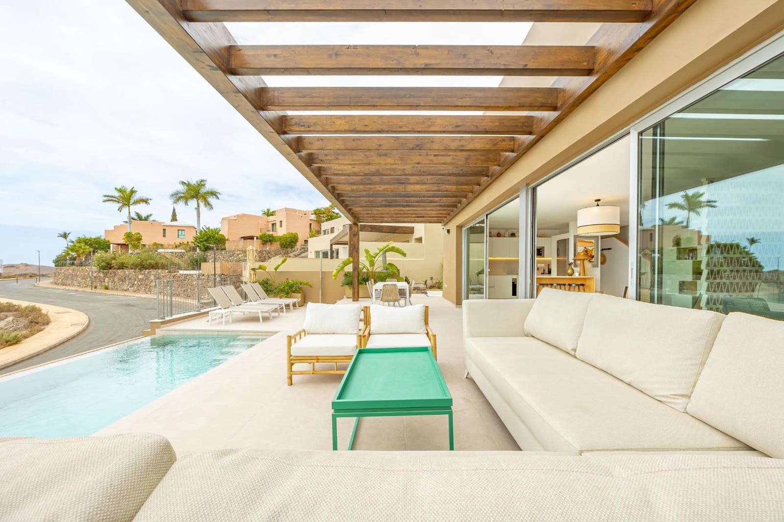 3 slaapkamer Villa te huur in Salobre Golf met zwembad garage - € 4.500 (Ref: 9255192)