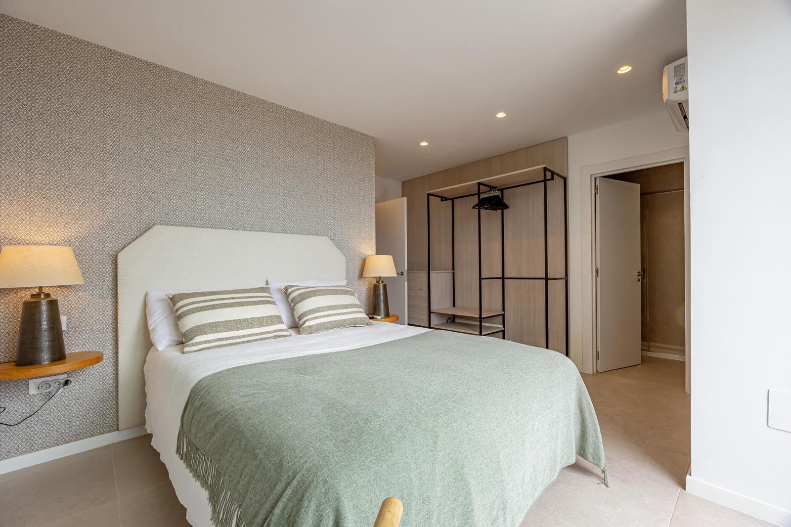 3 slaapkamer Villa te huur in Salobre Golf met zwembad garage - € 4.500 (Ref: 9255192)