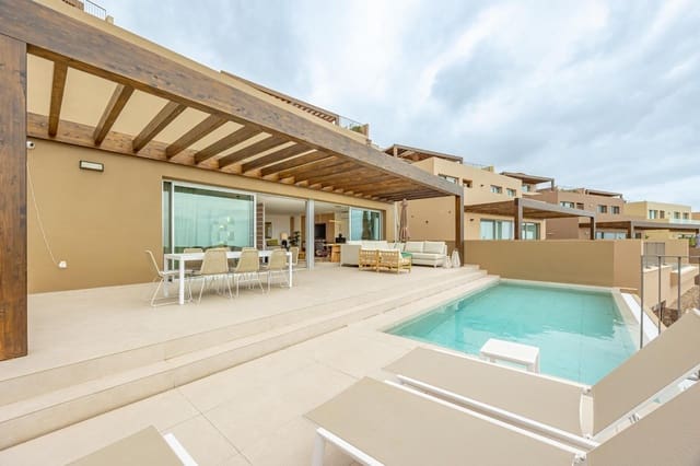 3 soverom Villa til leie i Salobre Golf, San Bartolomé de Tirajana med svømmebasseng garasje - € 4 000 (Ref: 9255192)