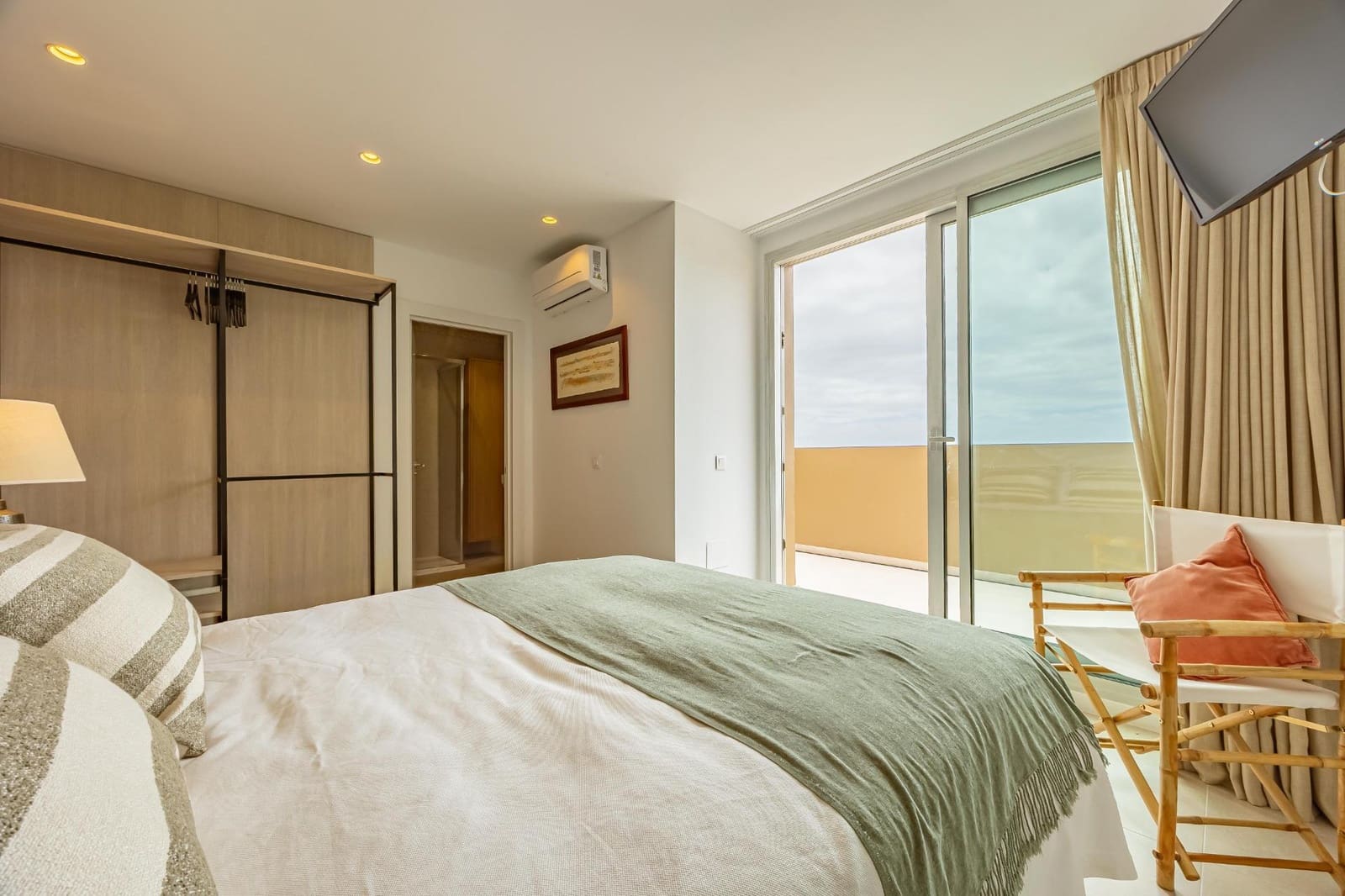 3 soveværelse Villa til leje i Salobre Golf med swimmingpool garage - € 4.000 (Ref: 9255192)