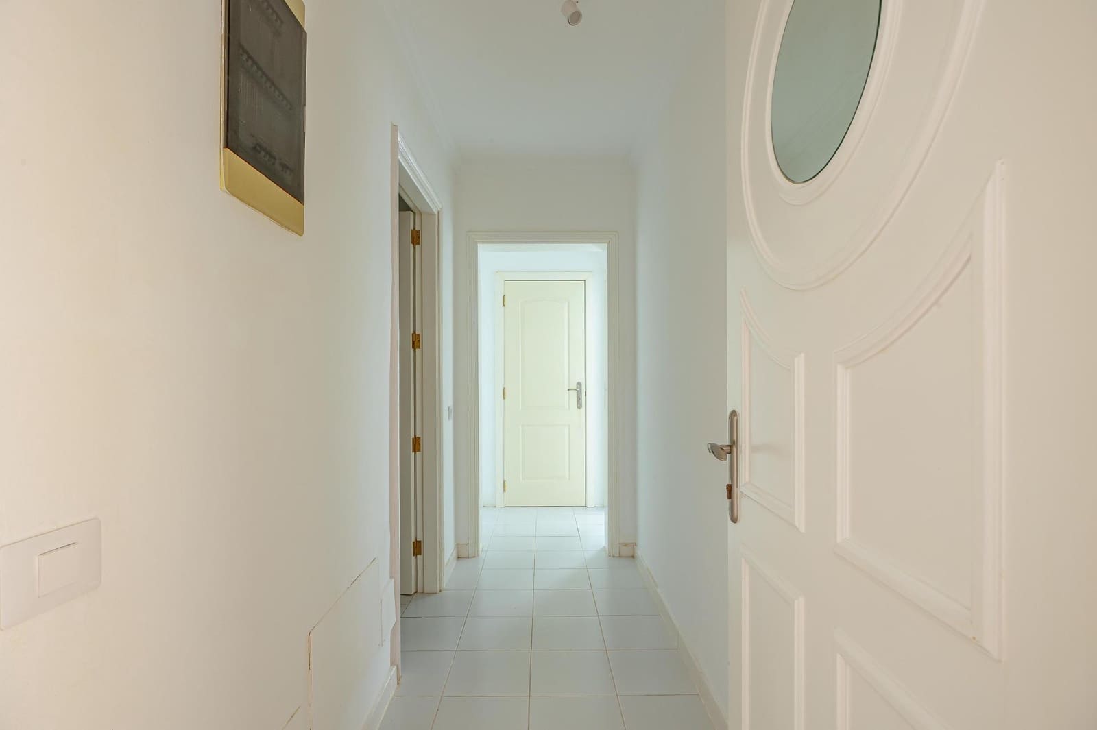 4 soveværelse Semi-Rækkehus til leje i Montana la Data med swimmingpool - € 2.300 (Ref: 9264369)