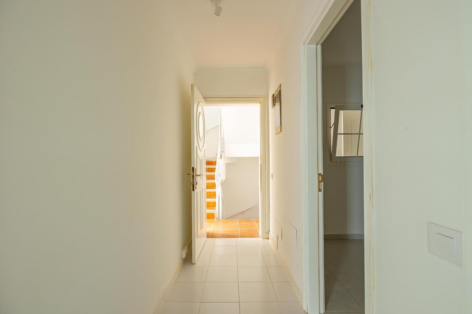 4 soveværelse Semi-Rækkehus til leje i Montana la Data med swimmingpool - € 2.300 (Ref: 9264369)