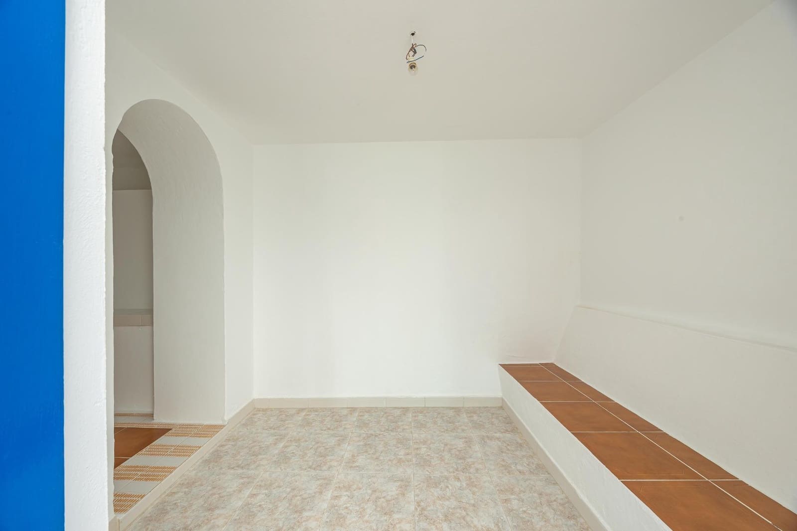 4 soveværelse Semi-Rækkehus til leje i Montana la Data med swimmingpool - € 2.300 (Ref: 9264369)