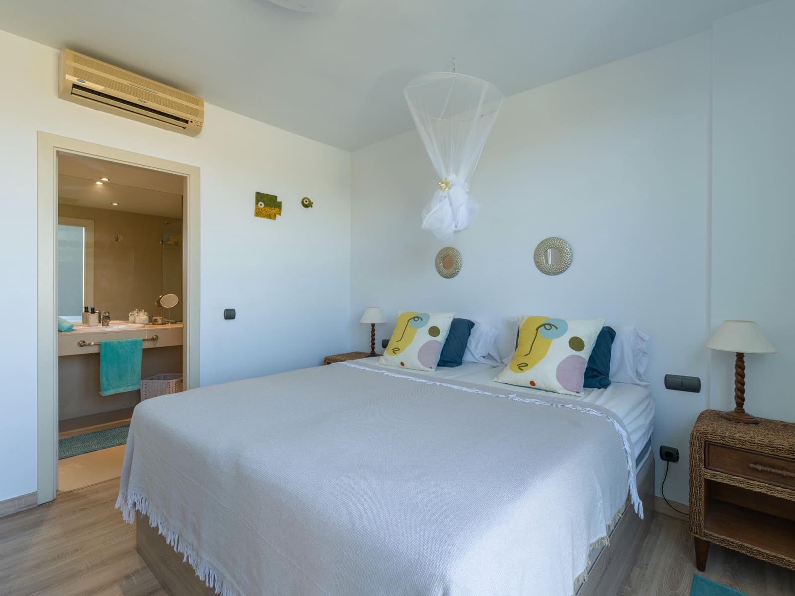 2 soverom Villa til salgs i Salobre Golf med svømmebasseng - € 650 000 (Ref: 9282394)