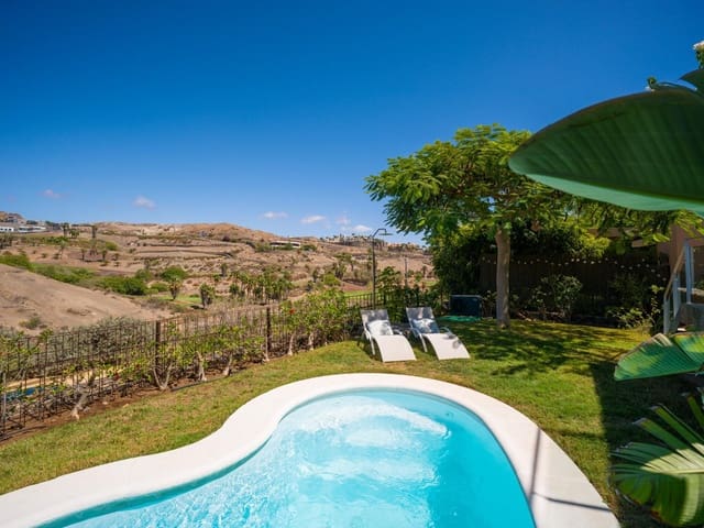 2 Zimmer Villa zu verkaufen in Salobre Golf, San Bartolomé de Tirajana mit Pool - 670.000 € (Ref: 9282394)