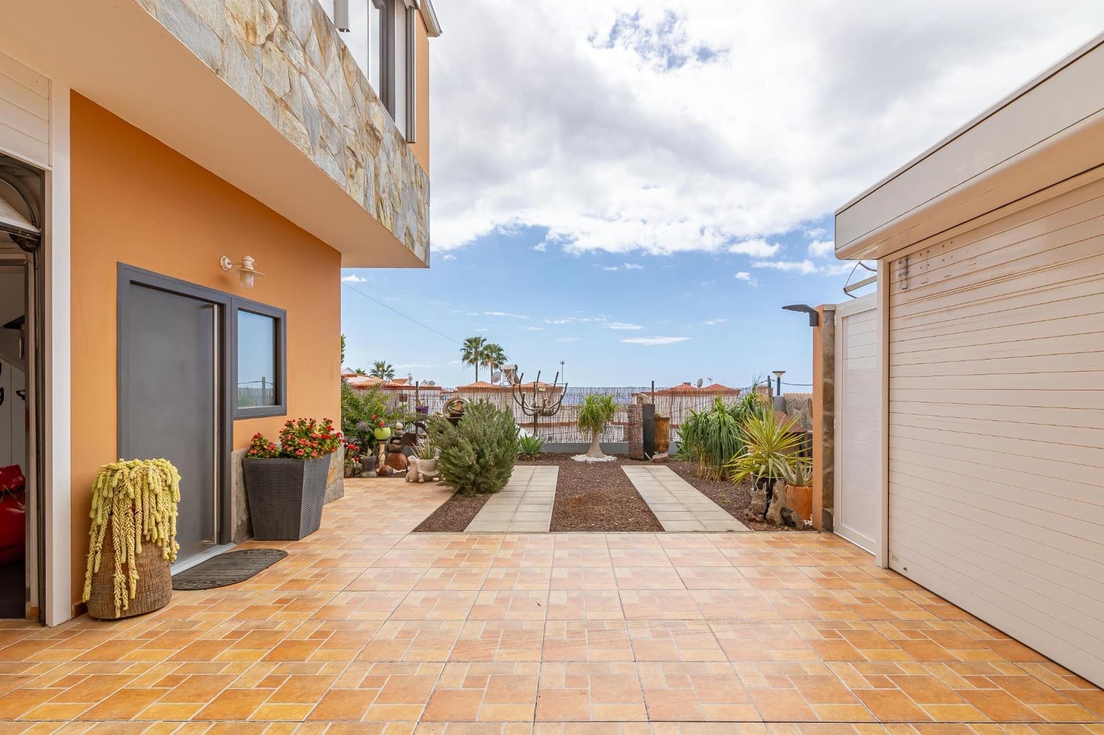 2 soveværelse Rækkehus til leje i Montana la Data - € 2.300 (Ref: 9291471)