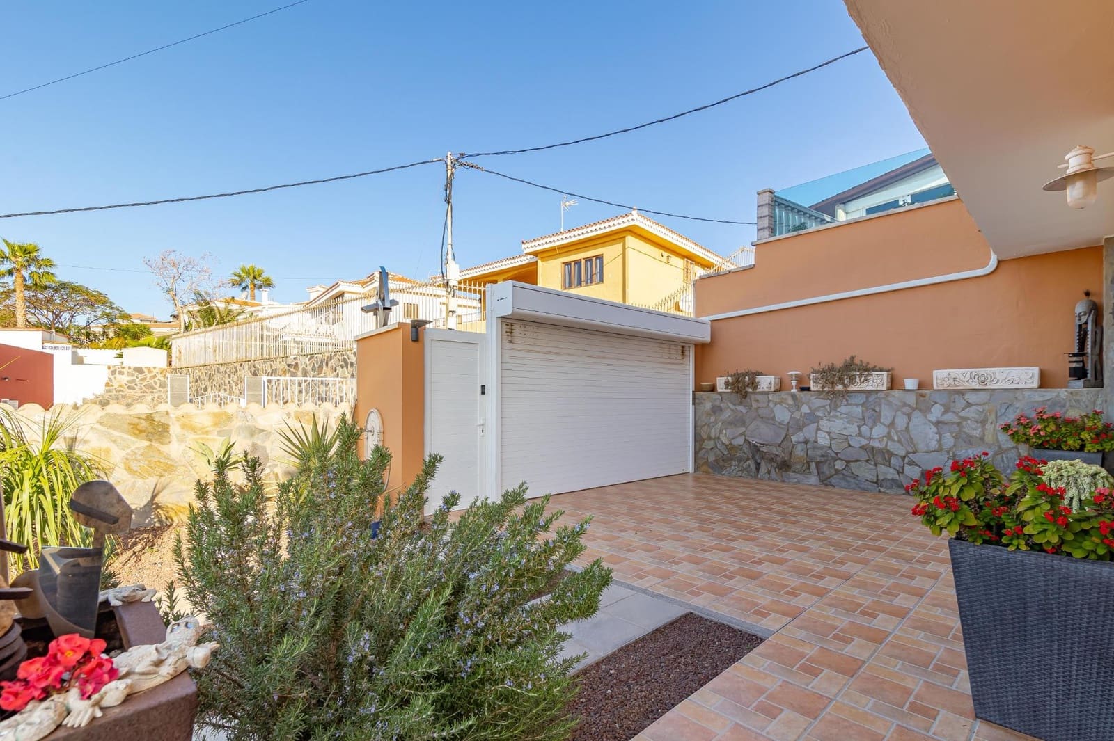 2 soveværelse Rækkehus til leje i Montana la Data - € 2.300 (Ref: 9291471)