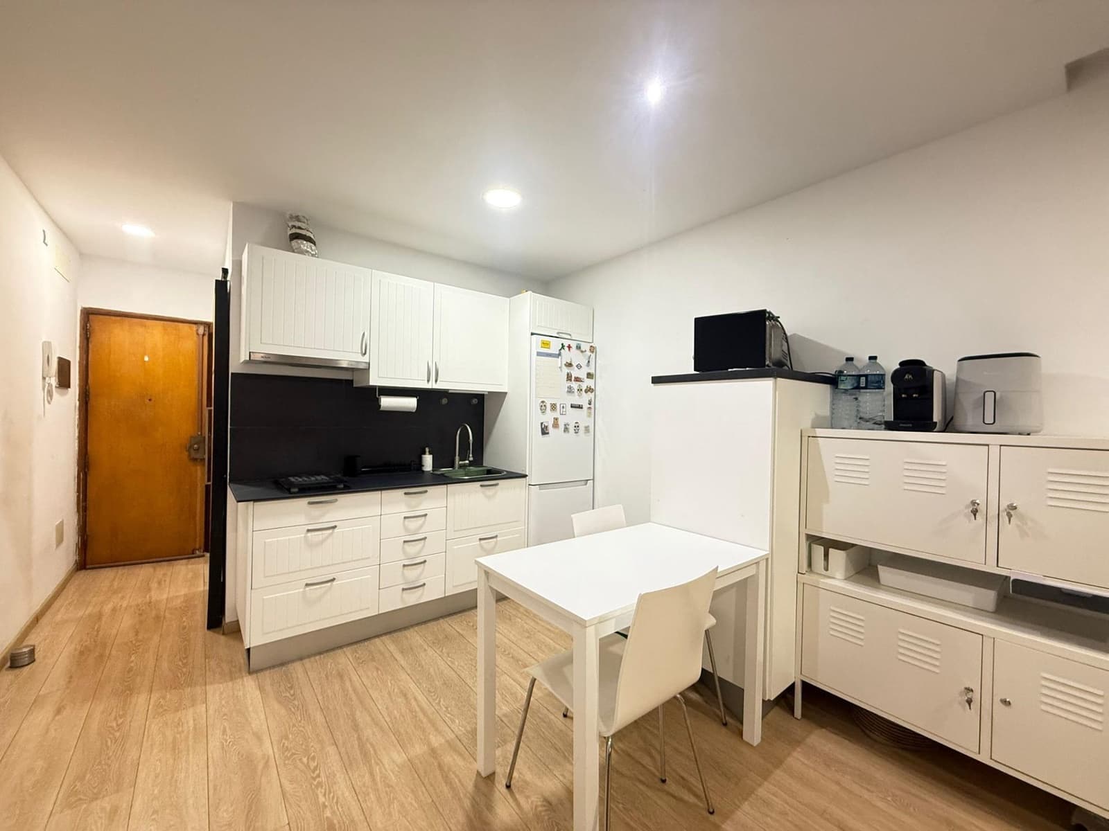 1 soveværelse Lejlighed til leje i Las Palmas de Gran Canaria - € 1.200 (Ref: 9308696)