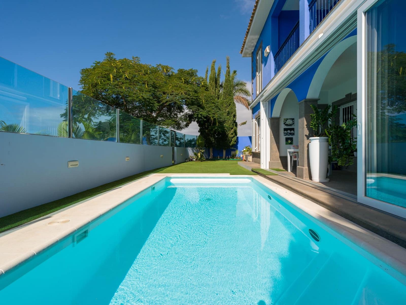 3 bedroom Villa for sale in San Bartolome de Tirajana with pool - € 1,290,000 (Ref: 9312763)