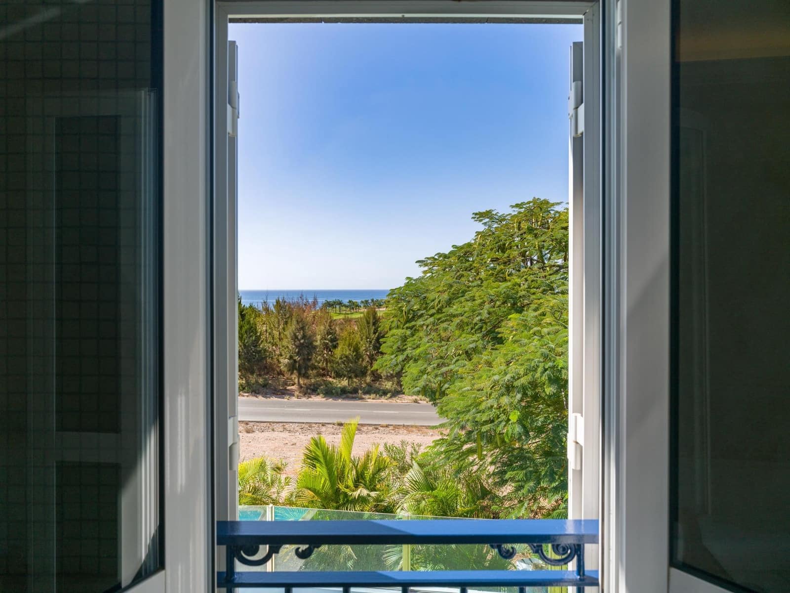 3 bedroom Villa for sale in San Bartolome de Tirajana with pool - € 1,290,000 (Ref: 9312763)