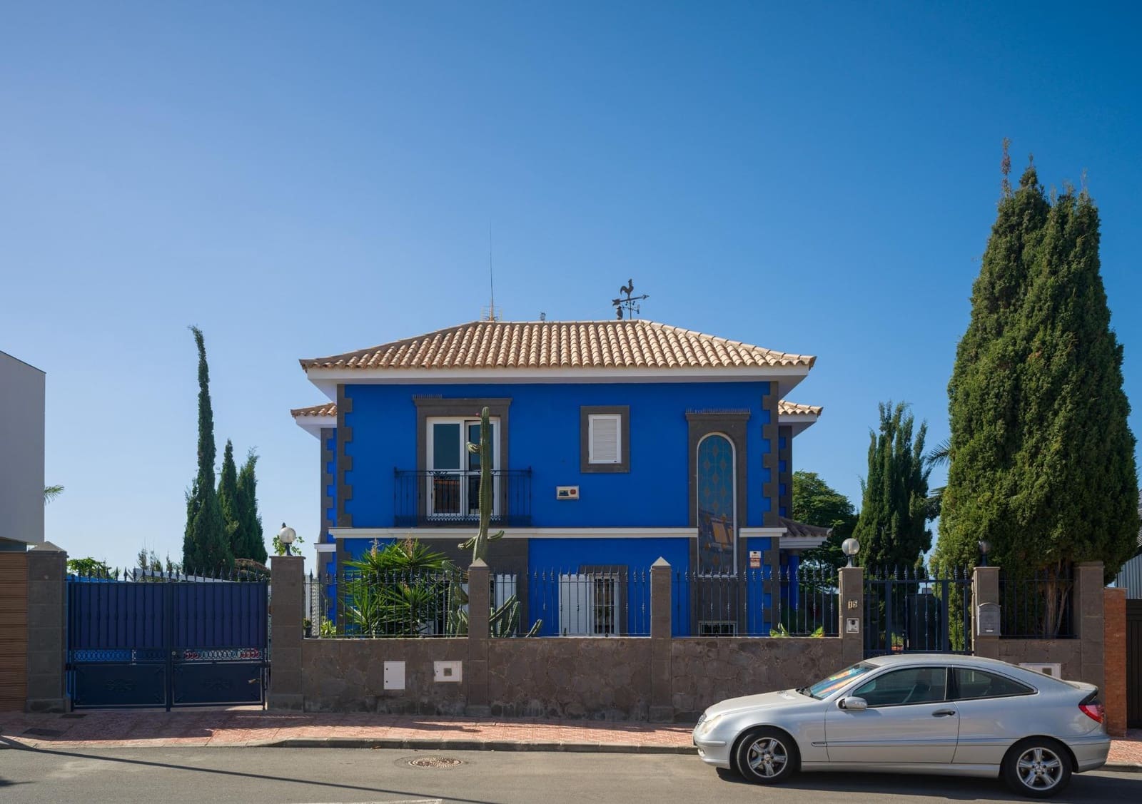 3 bedroom Villa for sale in San Bartolome de Tirajana with pool - € 1,290,000 (Ref: 9312763)