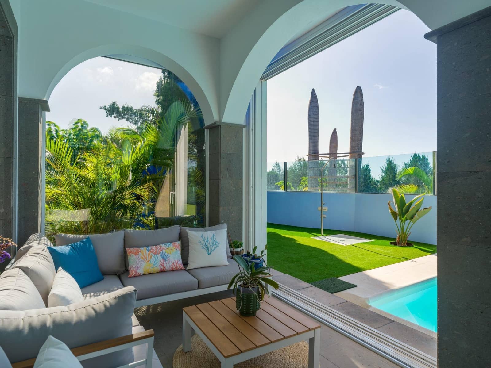 3 quarto Moradia para venda em San Bartolome de Tirajana com piscina - 1 290 000 € (Ref: 9312763)