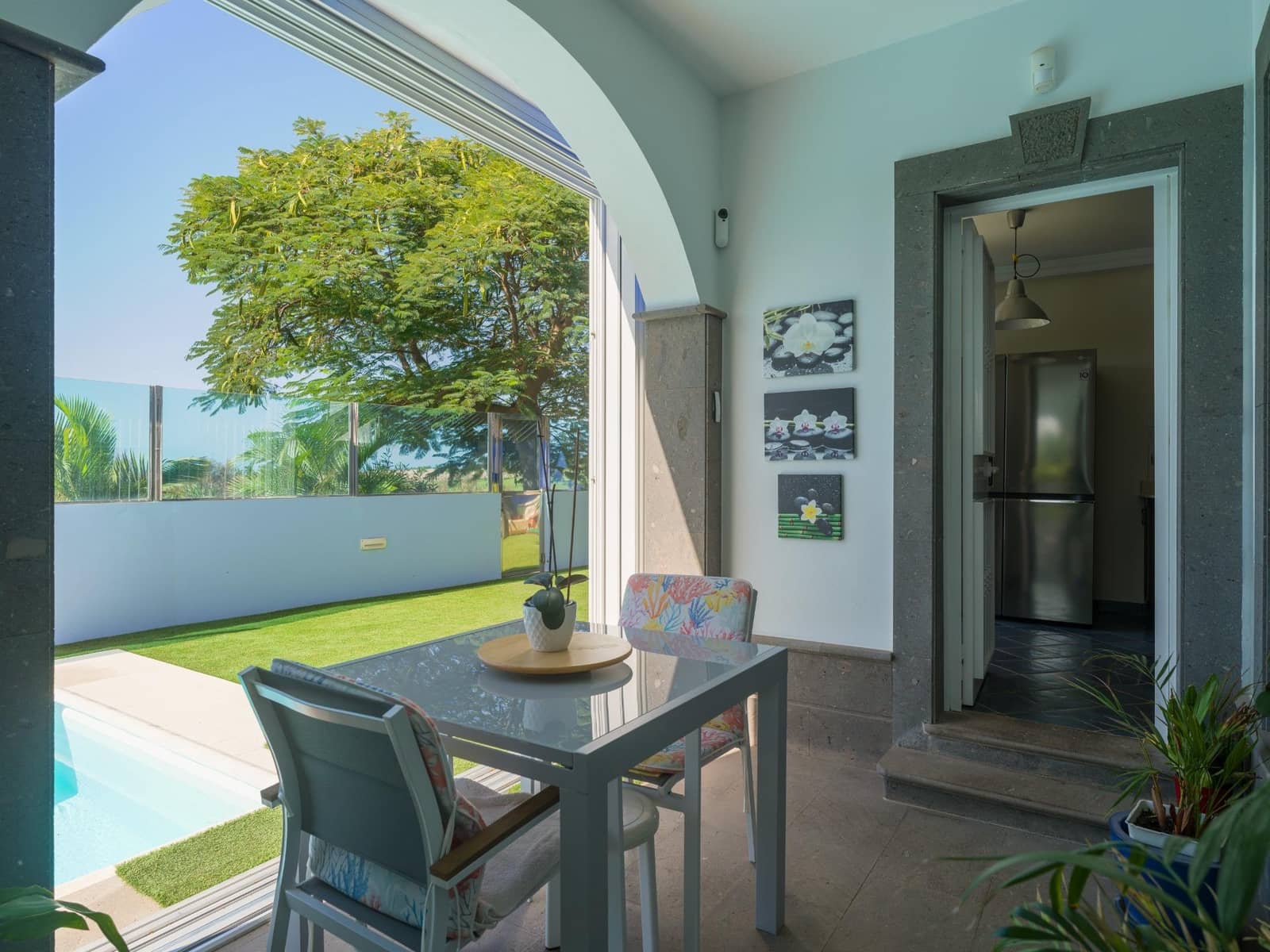 3 quarto Moradia para venda em San Bartolome de Tirajana com piscina - 1 290 000 € (Ref: 9312763)