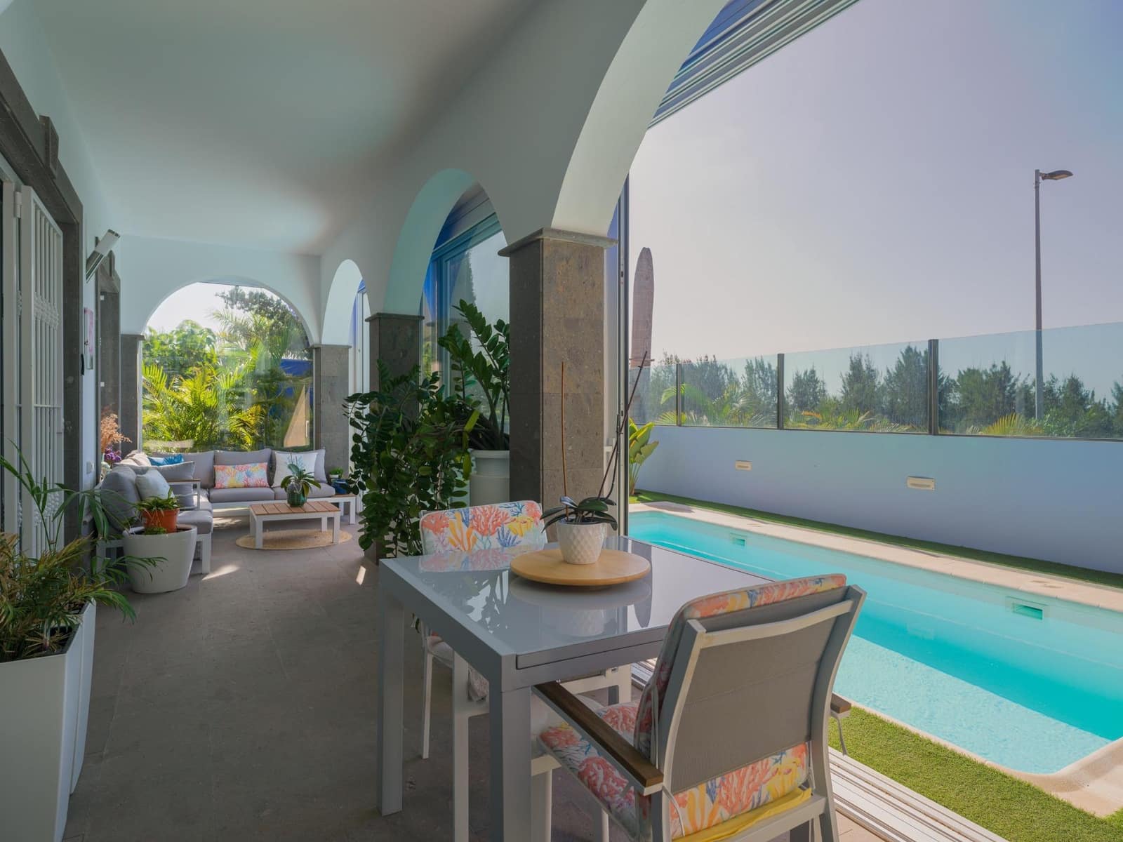 3 quarto Moradia para venda em San Bartolome de Tirajana com piscina - 1 290 000 € (Ref: 9312763)