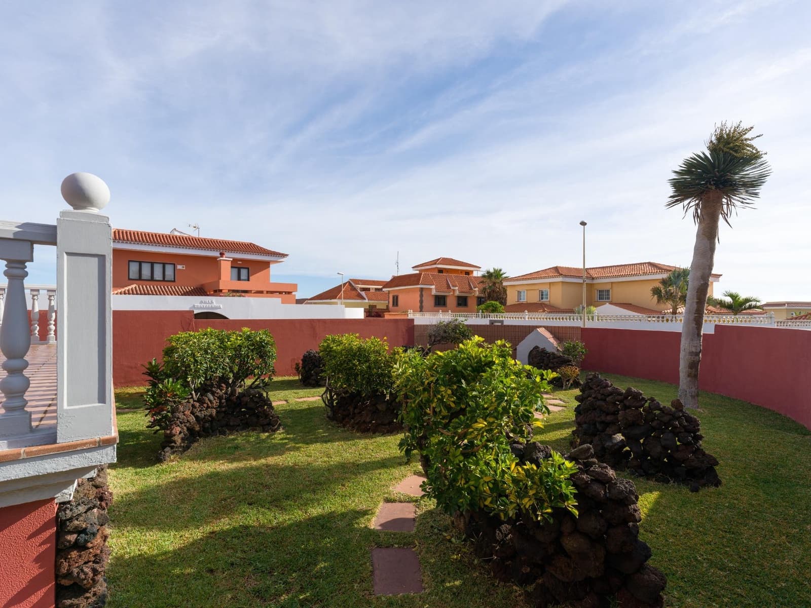 3 bedroom Villa for sale in La Garita with pool garage - € 895,000 (Ref: 9337868)