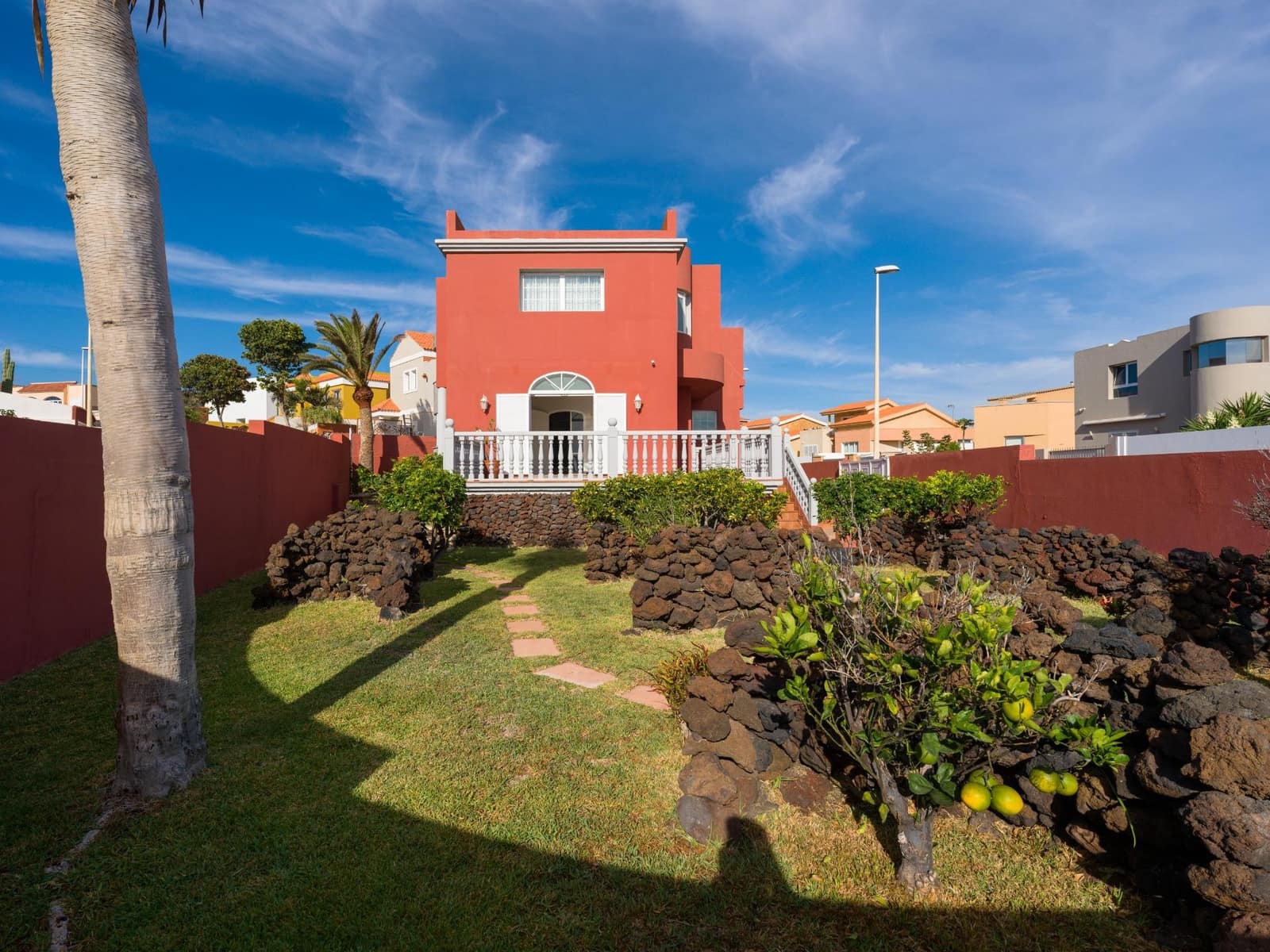 3 bedroom Villa for sale in La Garita with pool garage - € 895,000 (Ref: 9337868)
