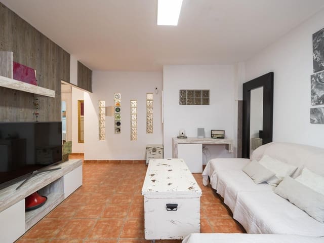 3 soverom Leilighet til salgs i El Tablero, San Bartolomé de Tirajana - € 265 000 (Ref: 9386202)