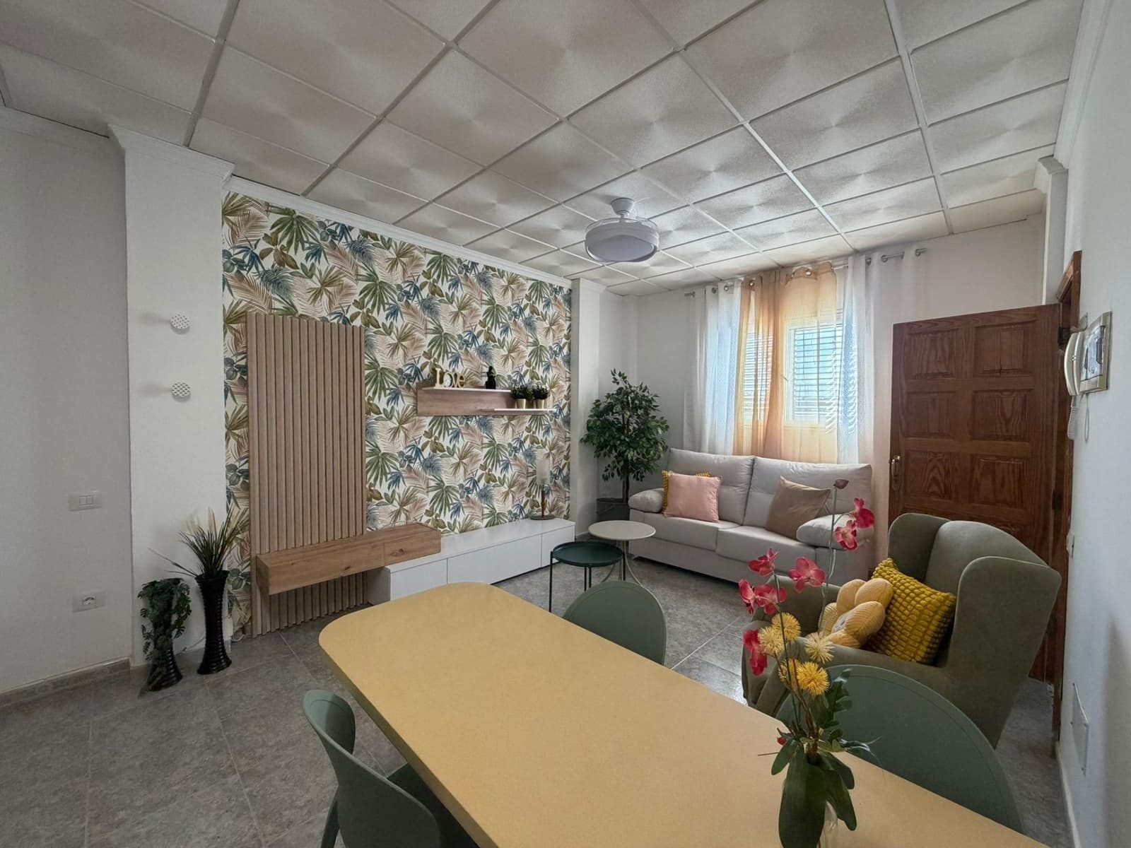 2 bedroom Flat for rent in El Tablero - € 1,000 (Ref: 9419614)